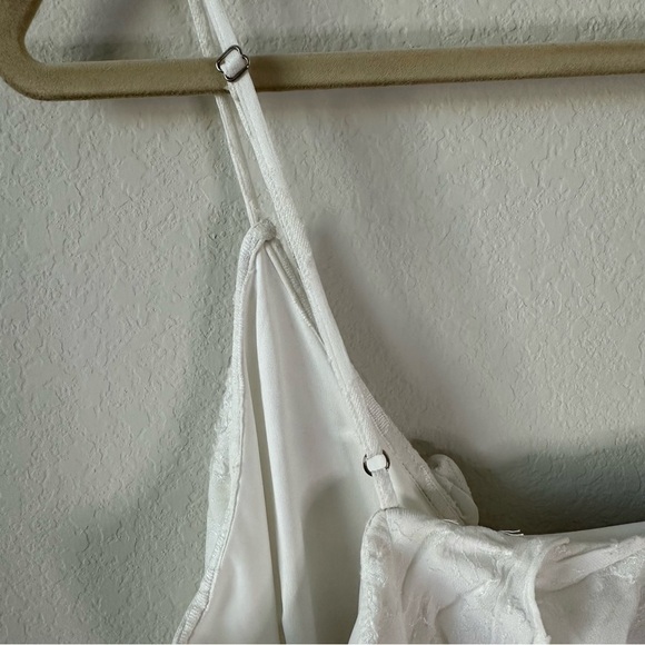 NWT BHLDN Jia Lace Gown Maxi Ruffle White Dress SZ US 14 - Picture 9 of 9